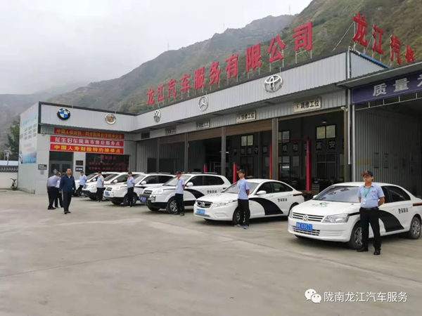 金錘鈑金，銀槍噴漆！龍江汽修值得信賴！