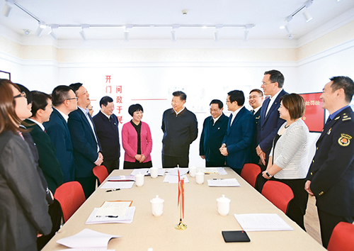 習近平：堅持、完善和發(fā)展中國特色社會主義國家制度 與法律制度